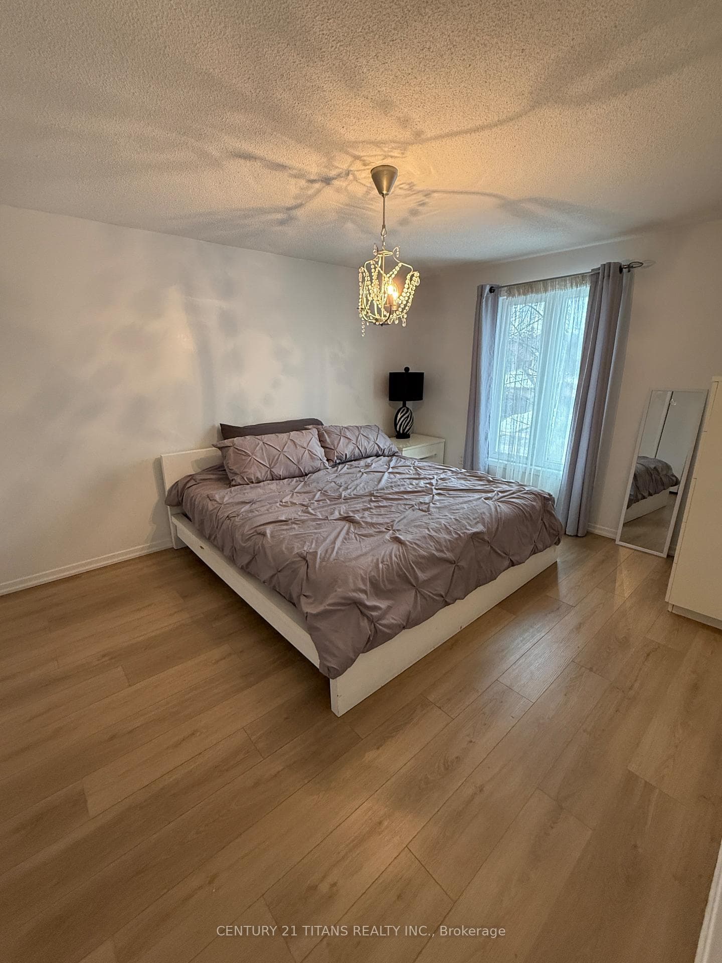 40 Ravenscroft Road photo 18