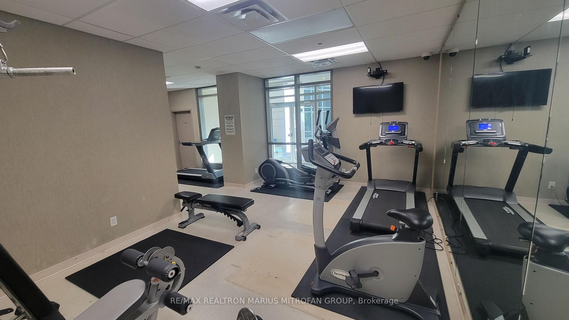 18 Holmes Avenue Unit 412 photo 12