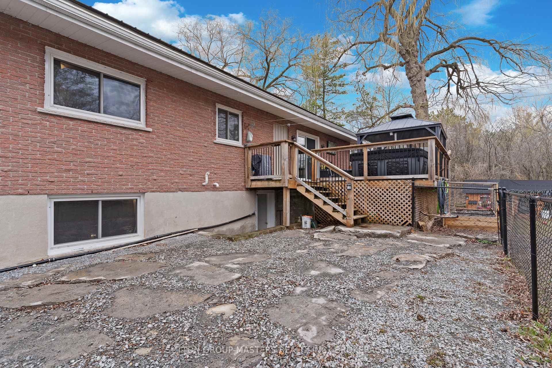 1472 Mildred Street photo 36