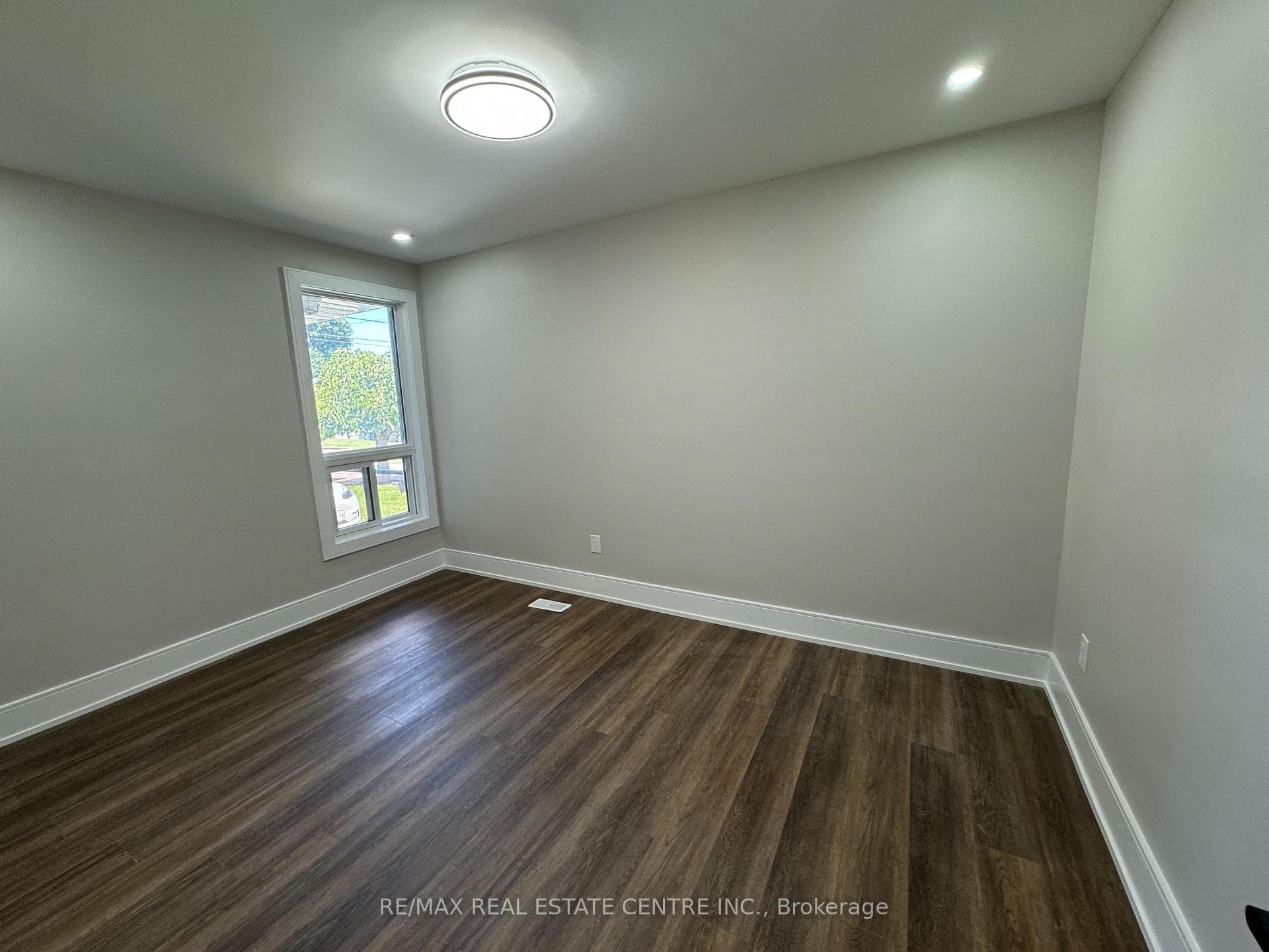221 Acton Upper Avenue photo 23