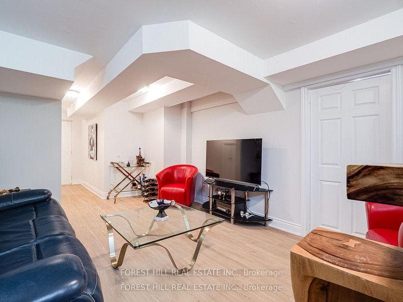 70 Shoniker Drive photo 27