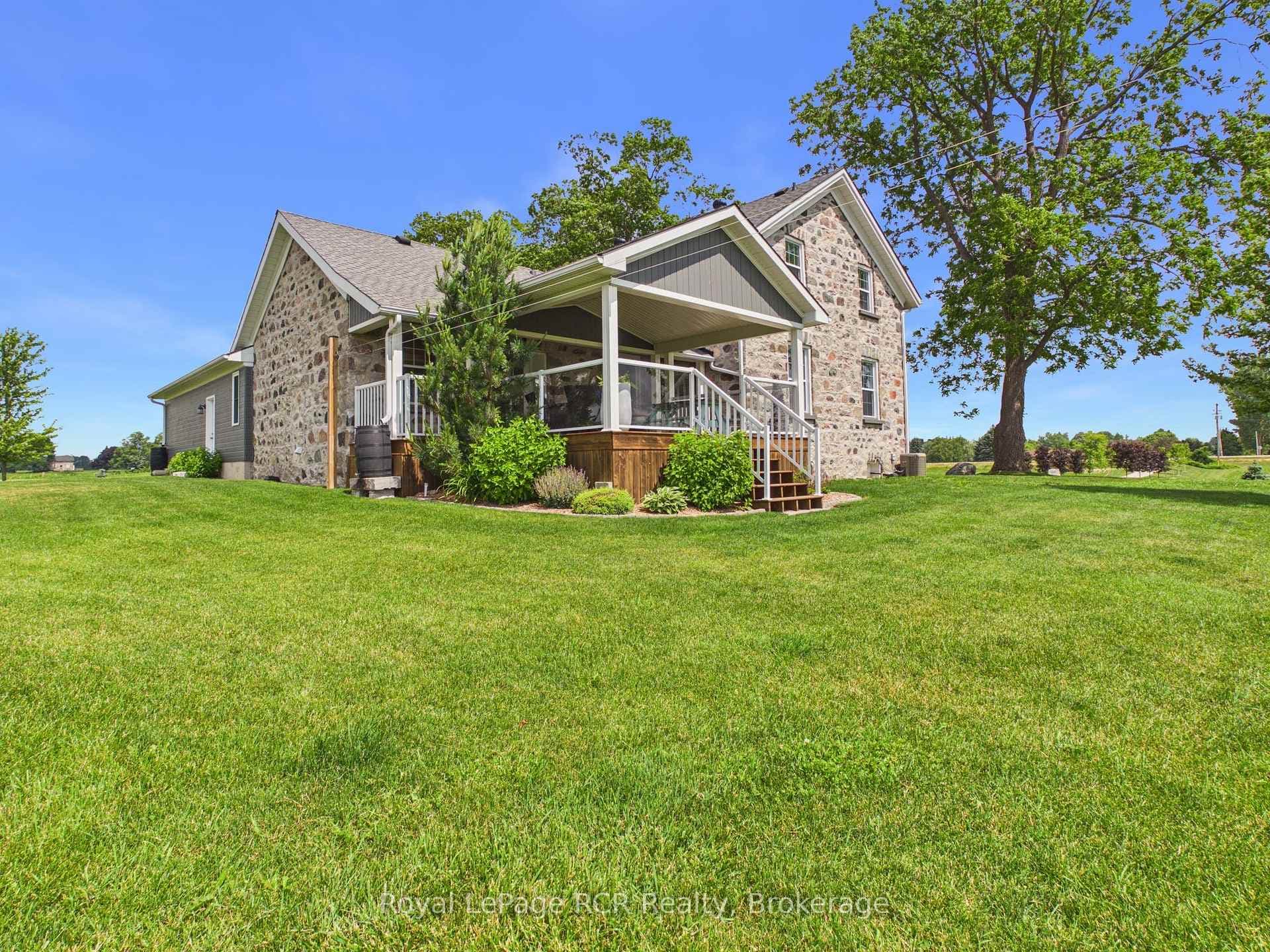 39721 Amberly Road photo 42