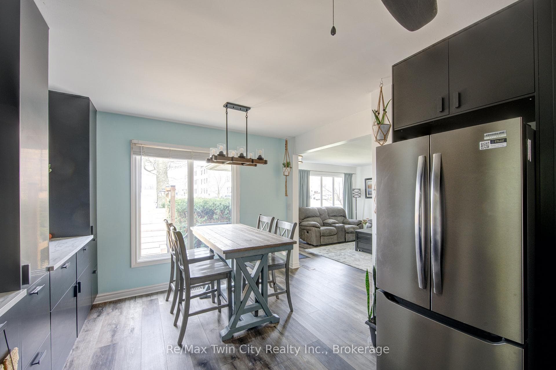 14 Noxon Street photo 9