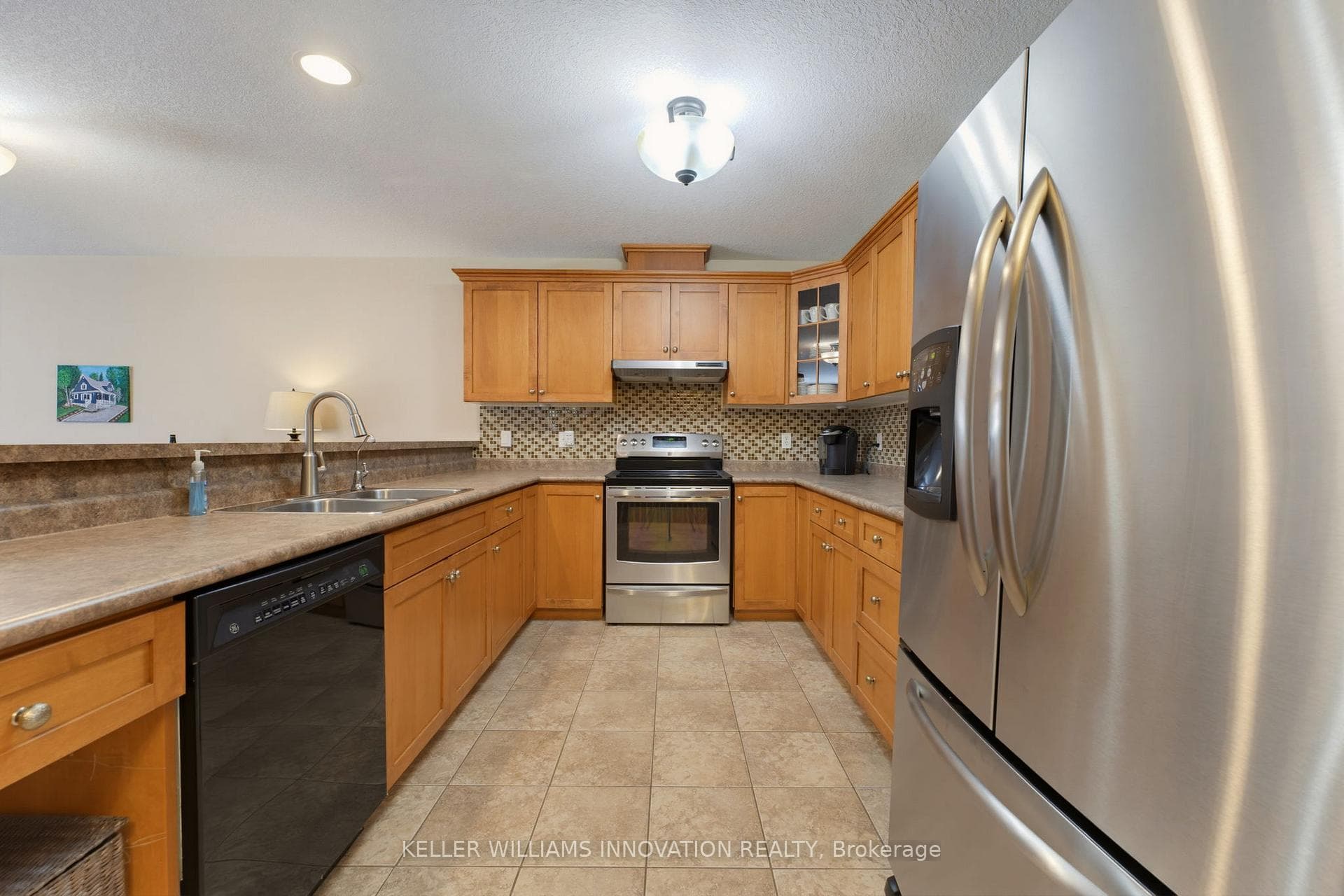 180 Armstrong Street photo 15