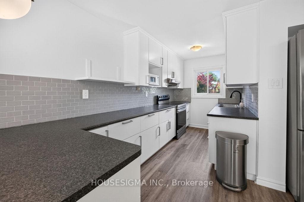 166 Southdale Road Unit 143 photo 5
