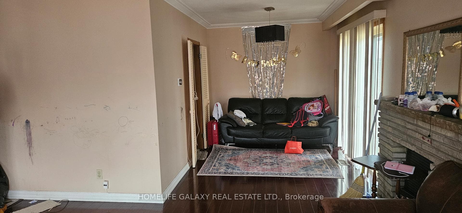 28 Rochman Boulevard photo 3