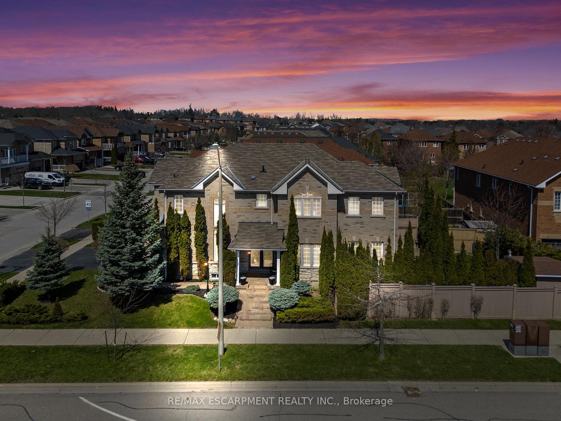 200 Miller Drive photo 3