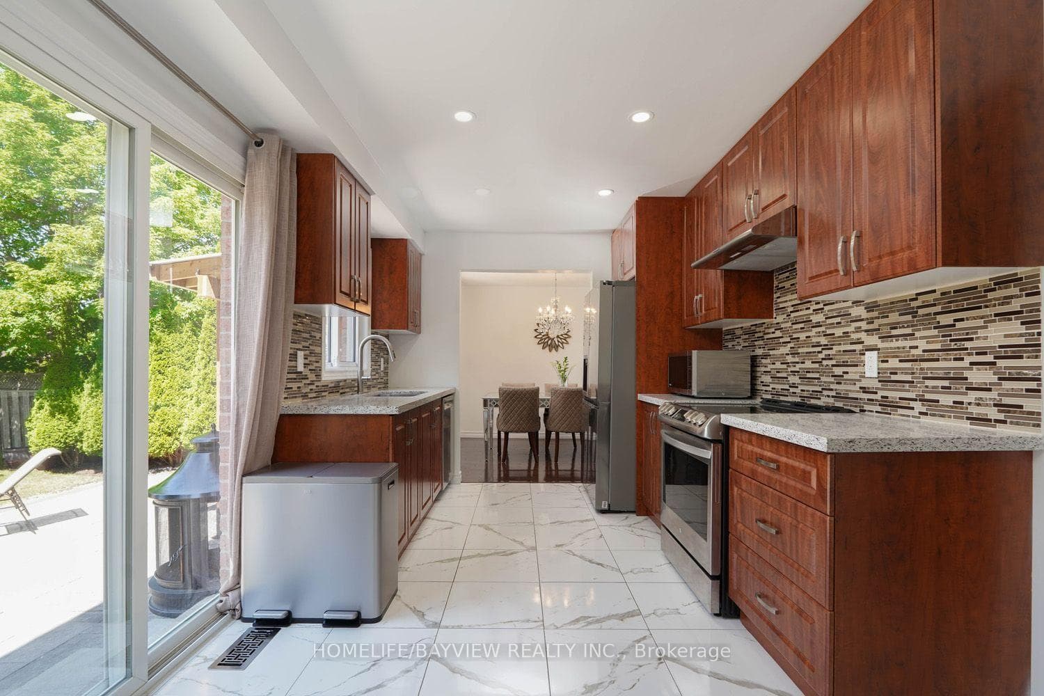 513 Bristol Road photo 19