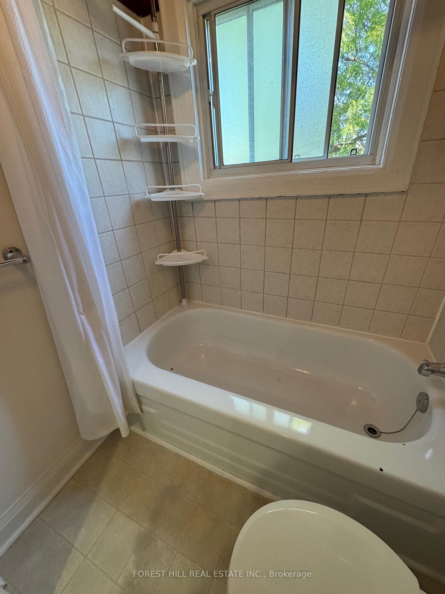 112 Douglas Avenue photo 14