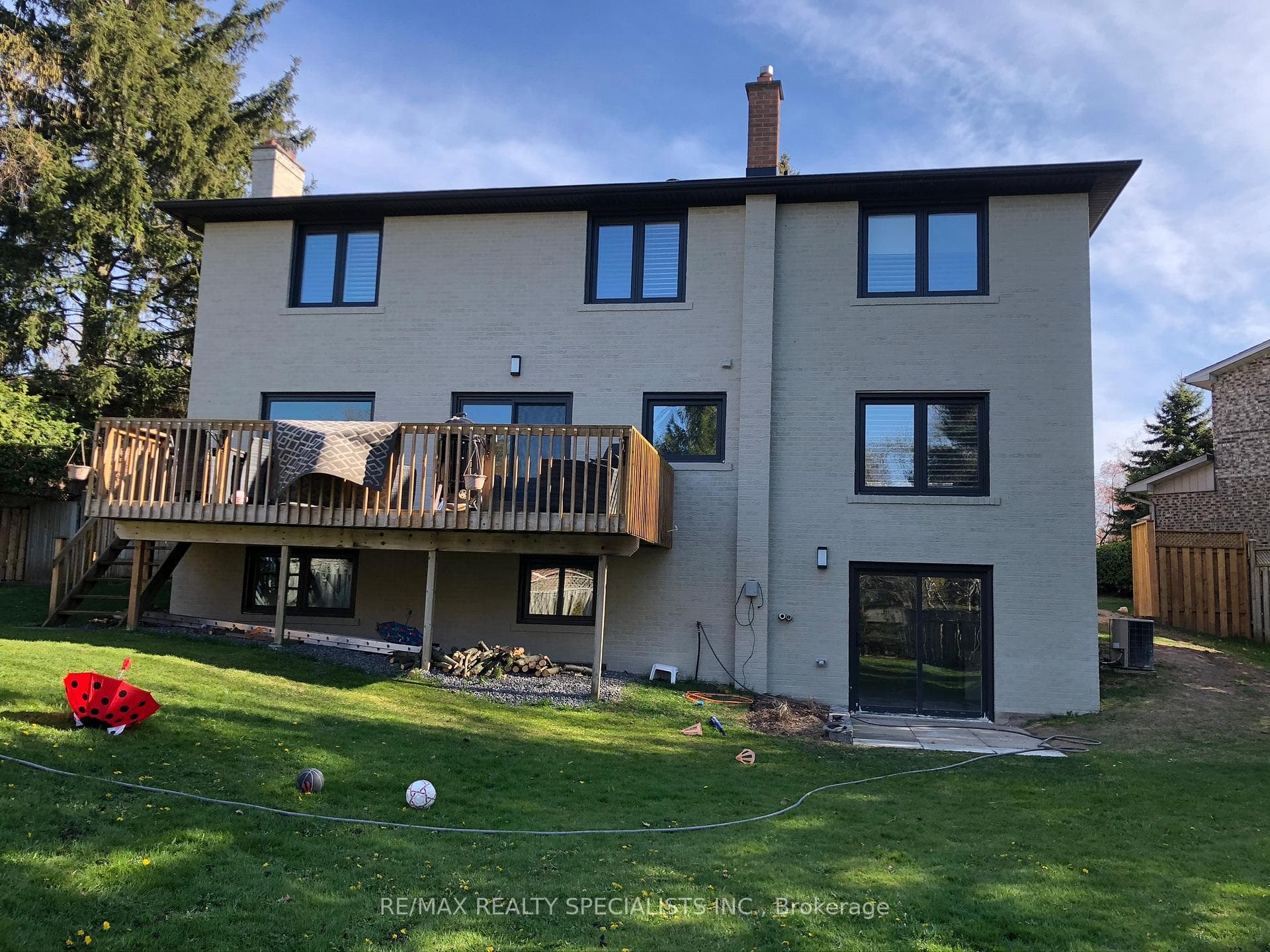 1393 Malibou Terrace Unit BSMT photo 2