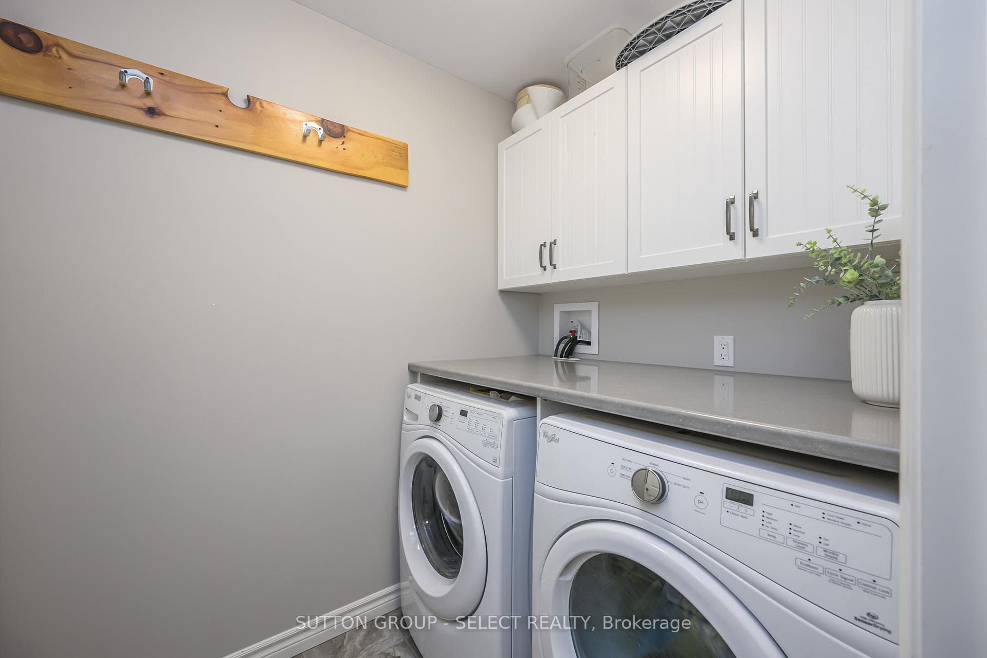398 Beamish Street photo 21