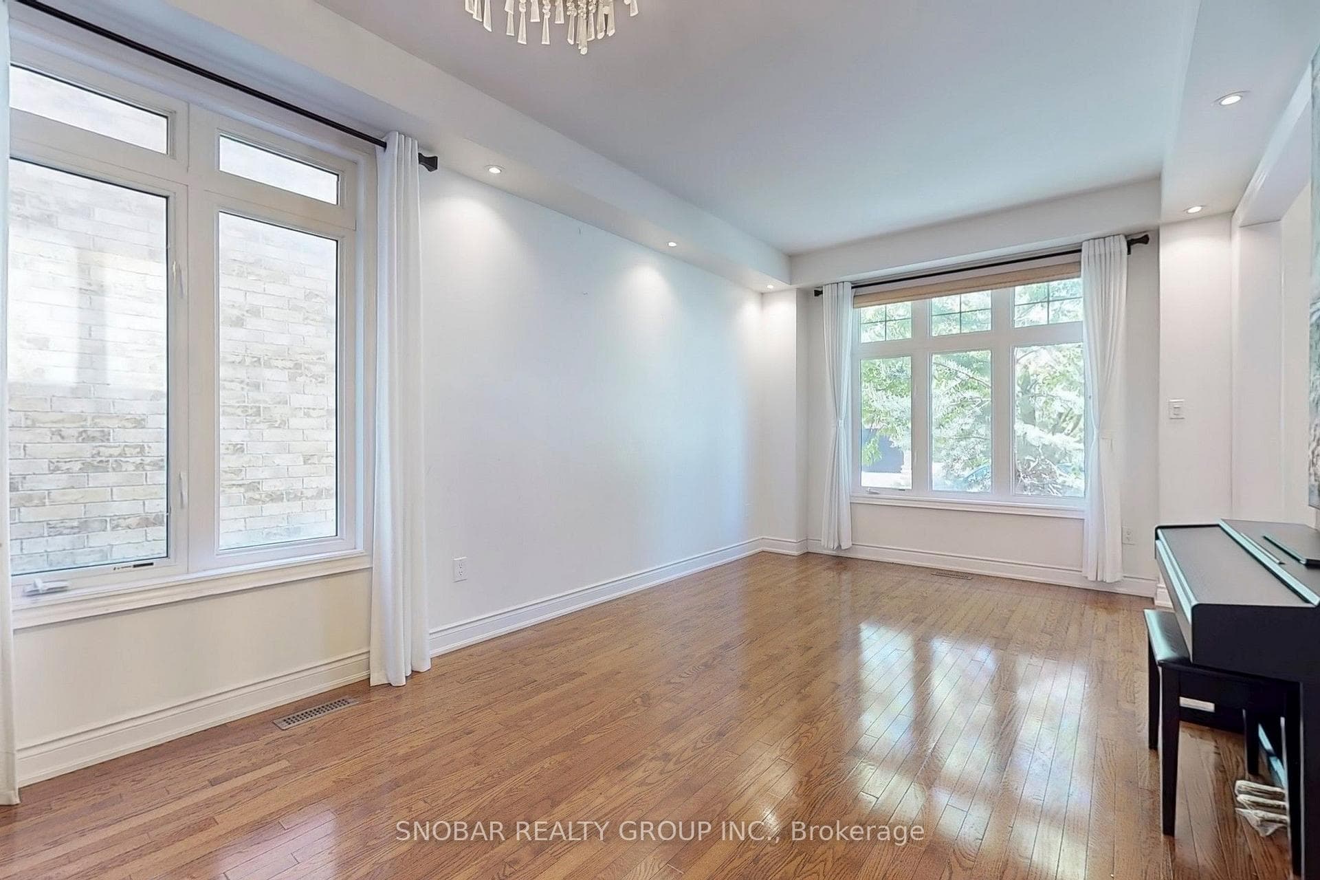 2213 Blackbird Court photo 5