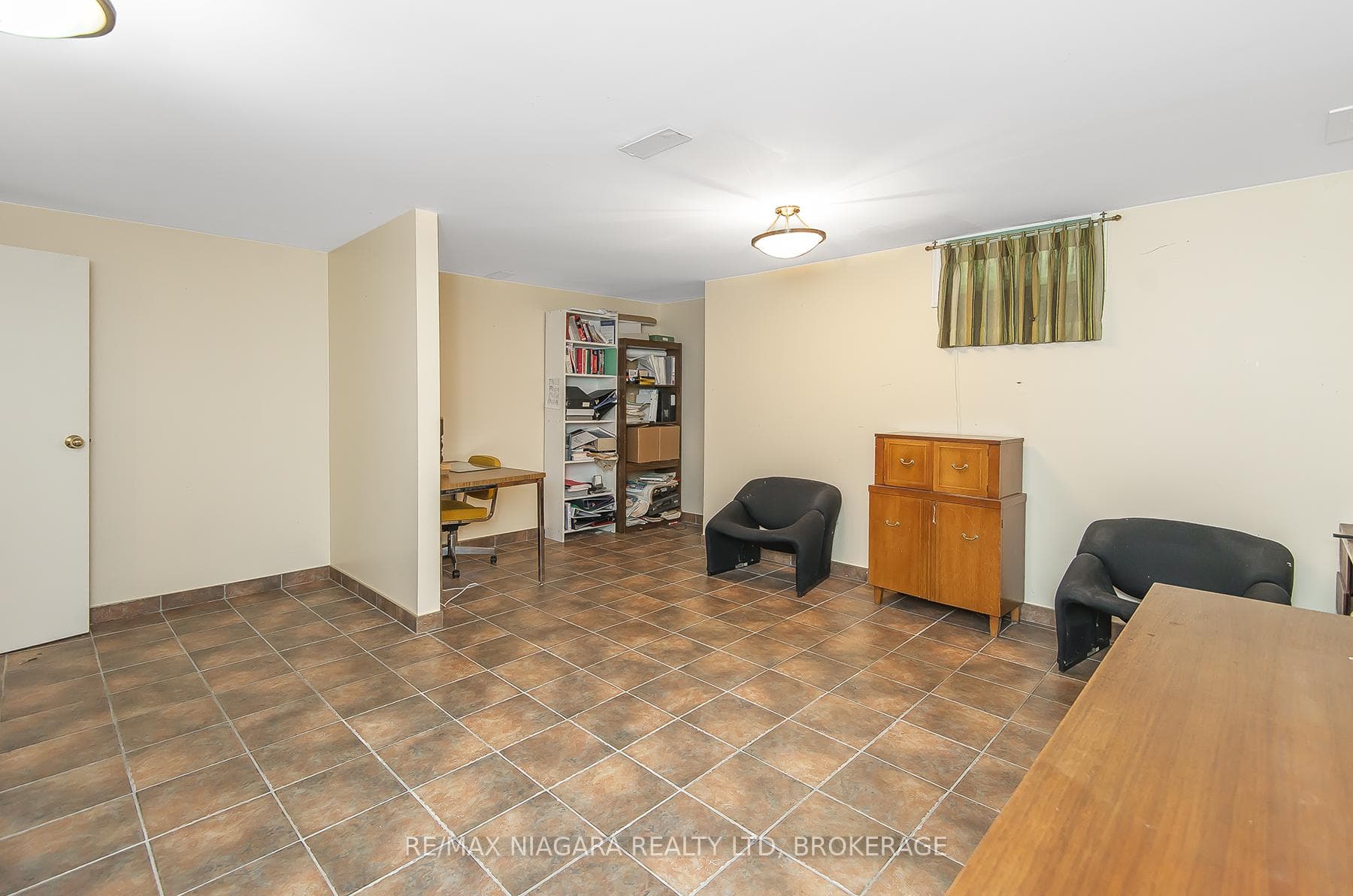 6254 Gore Street photo 24