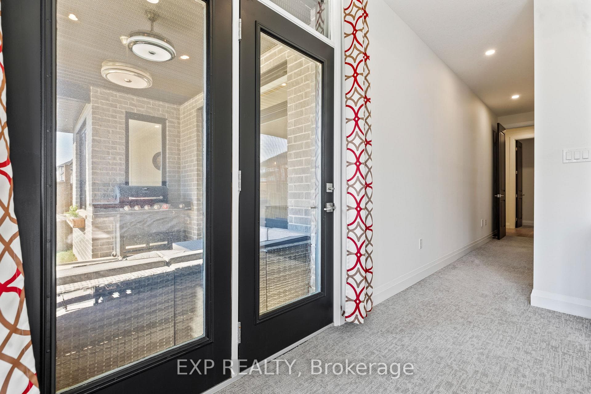4099 Sugarmaple Crossing photo 13