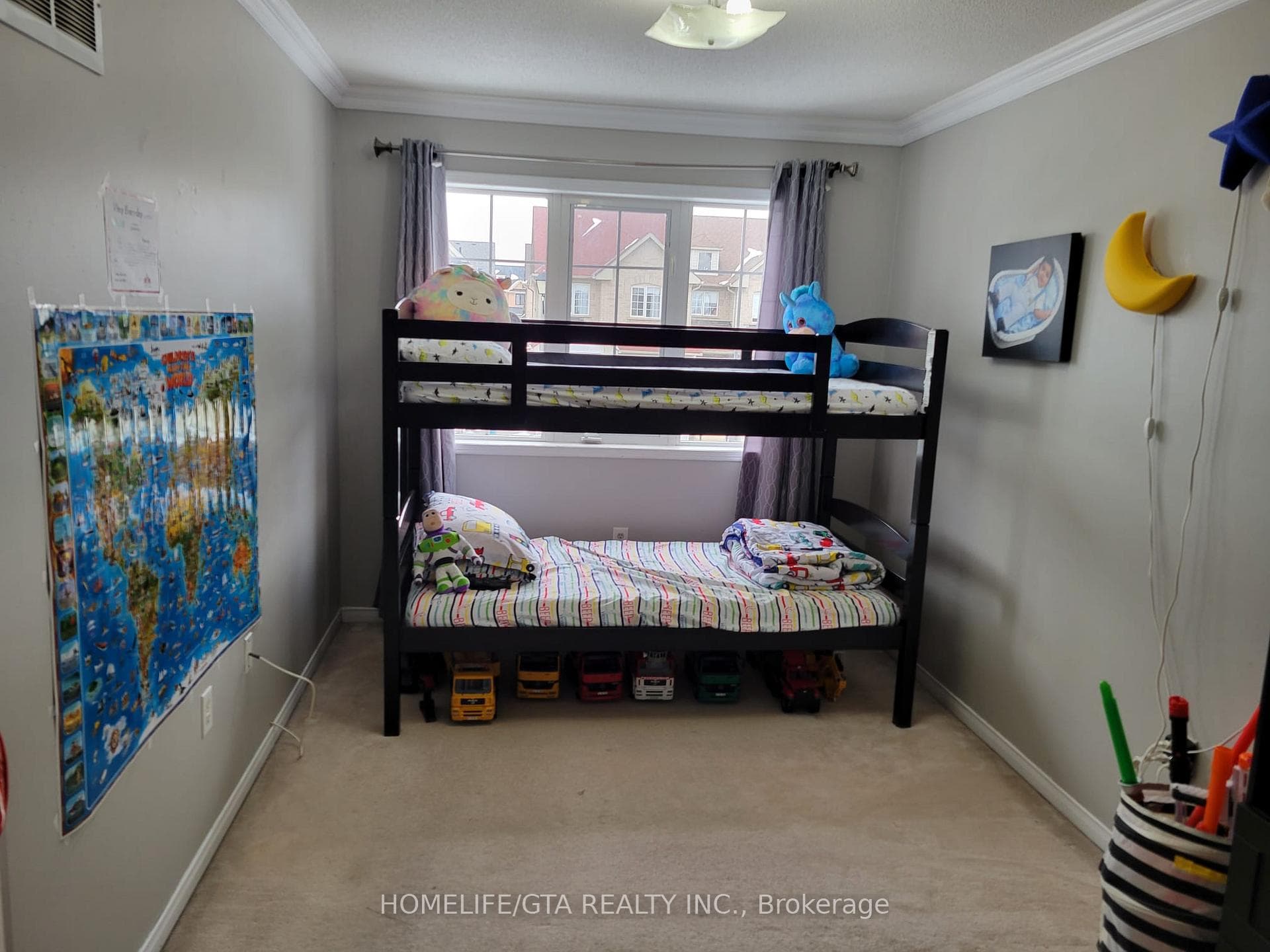 101 Bean Crescent photo 13