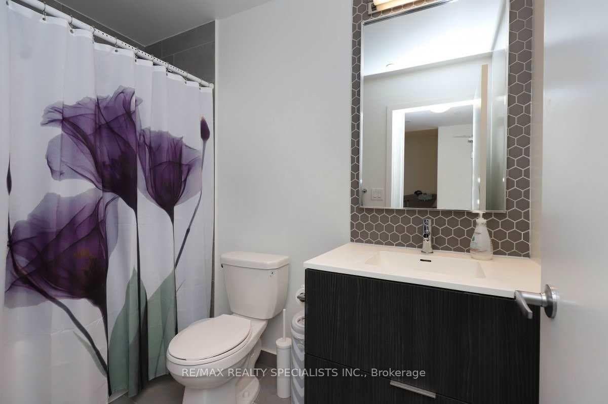 2520 Eglinton Avenue Unit 1313 photo 19