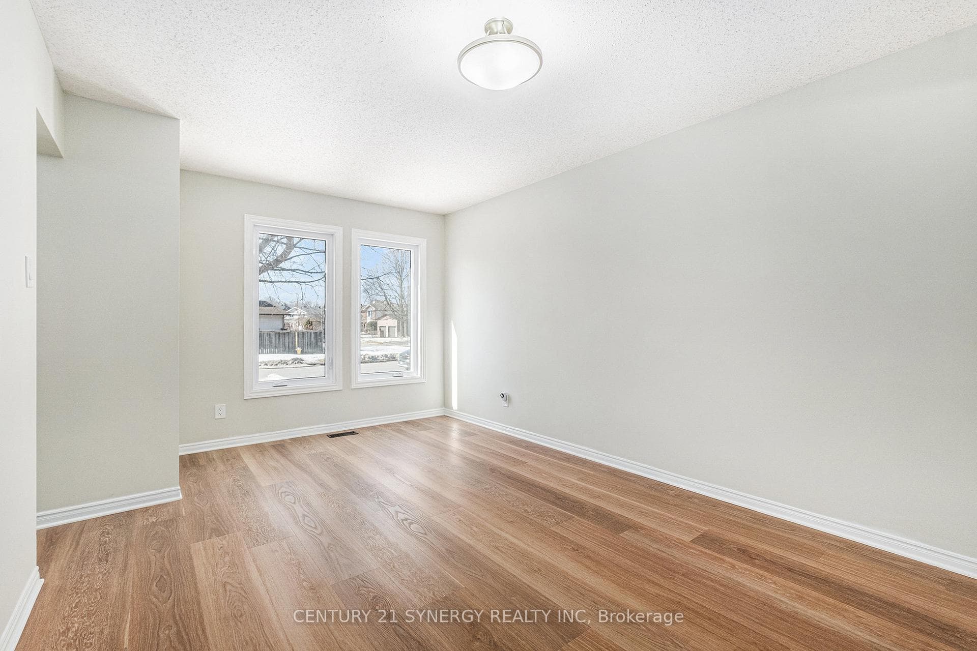 697 Apollo Way photo 6