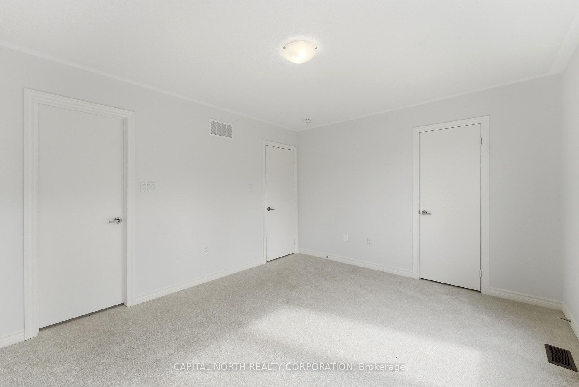 46 Touraine Avenue Unit 3 photo 23