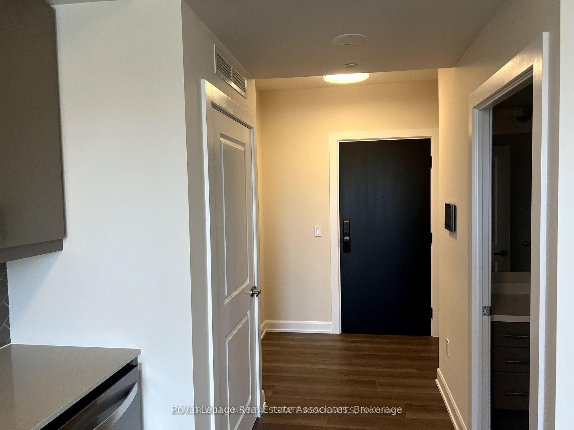 3200 William Colston Avenue Unit 307 photo 4