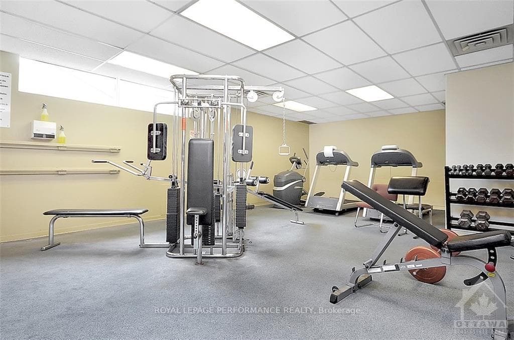 545 ST LAURENT Boulevard Unit 201 photo 17