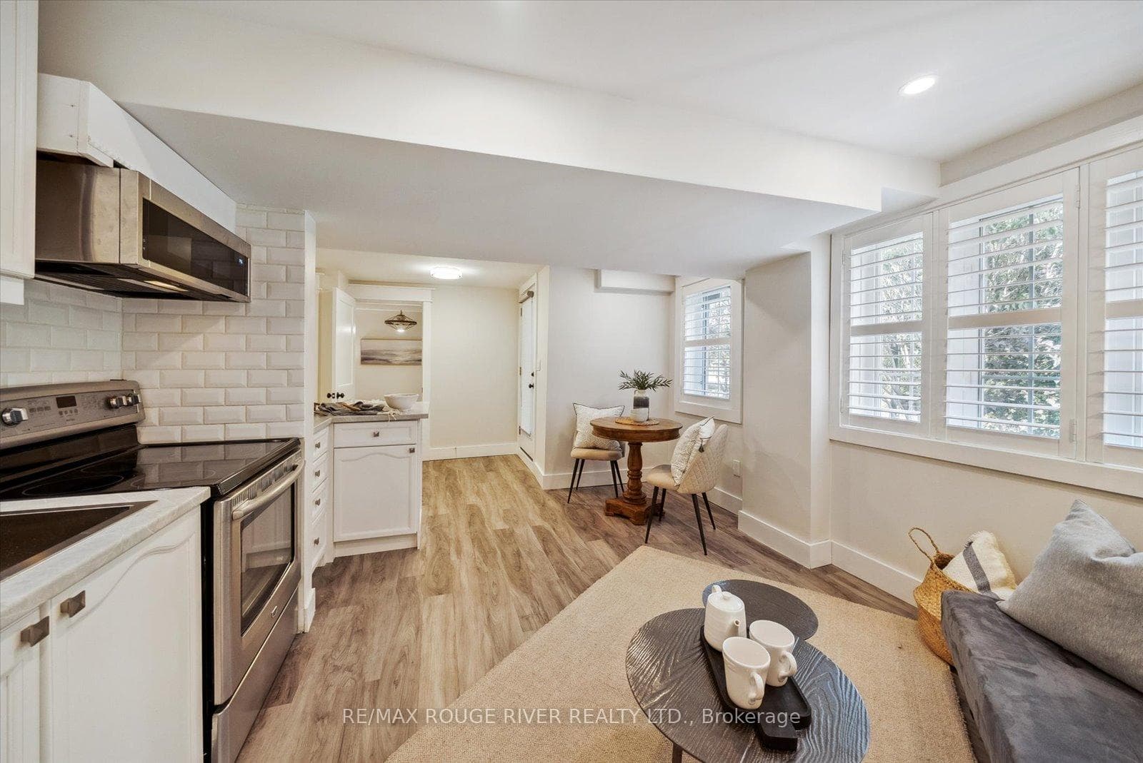 51 Caldwell Crescent photo 25