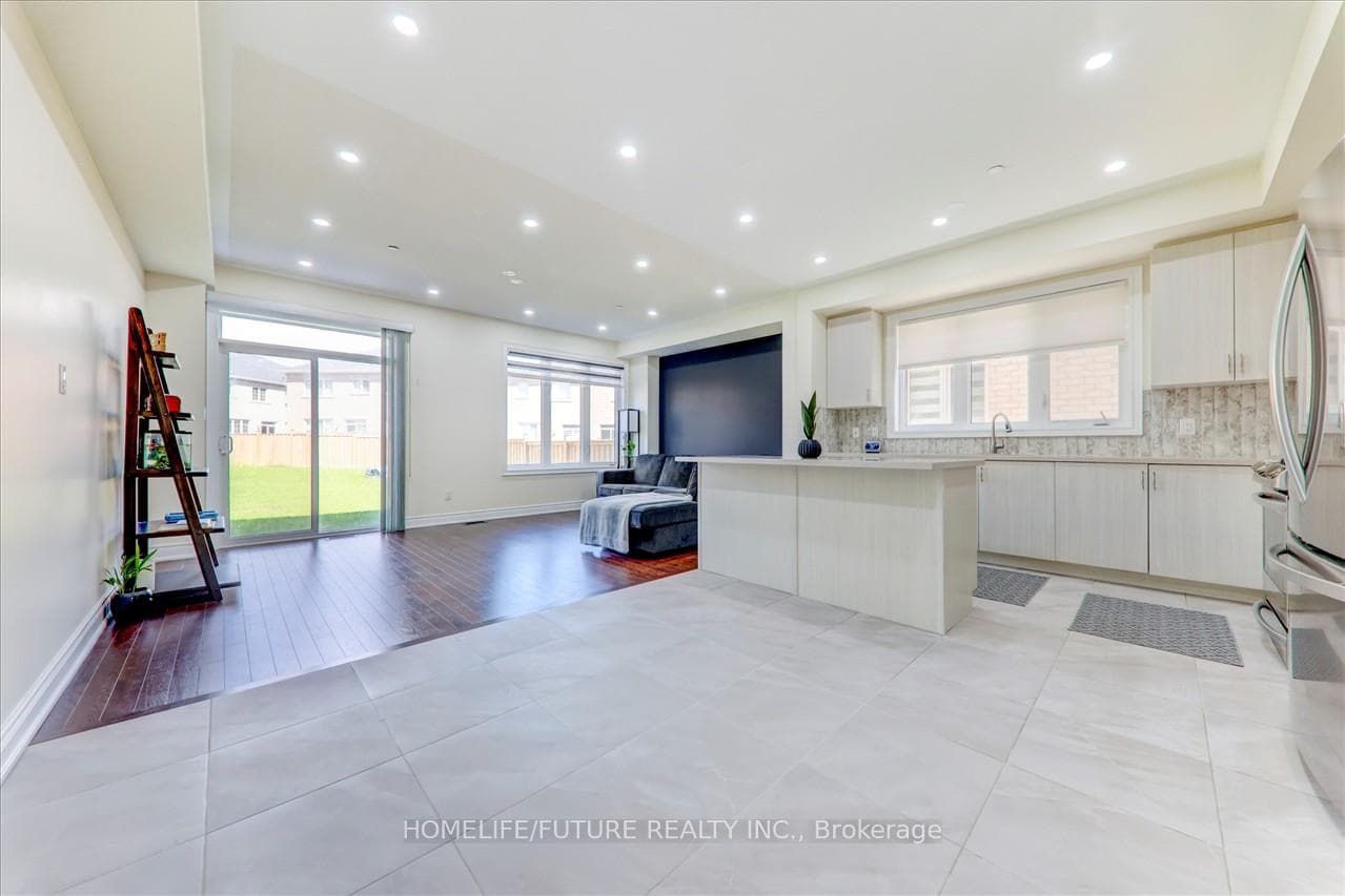 25 Ryler Way photo 8