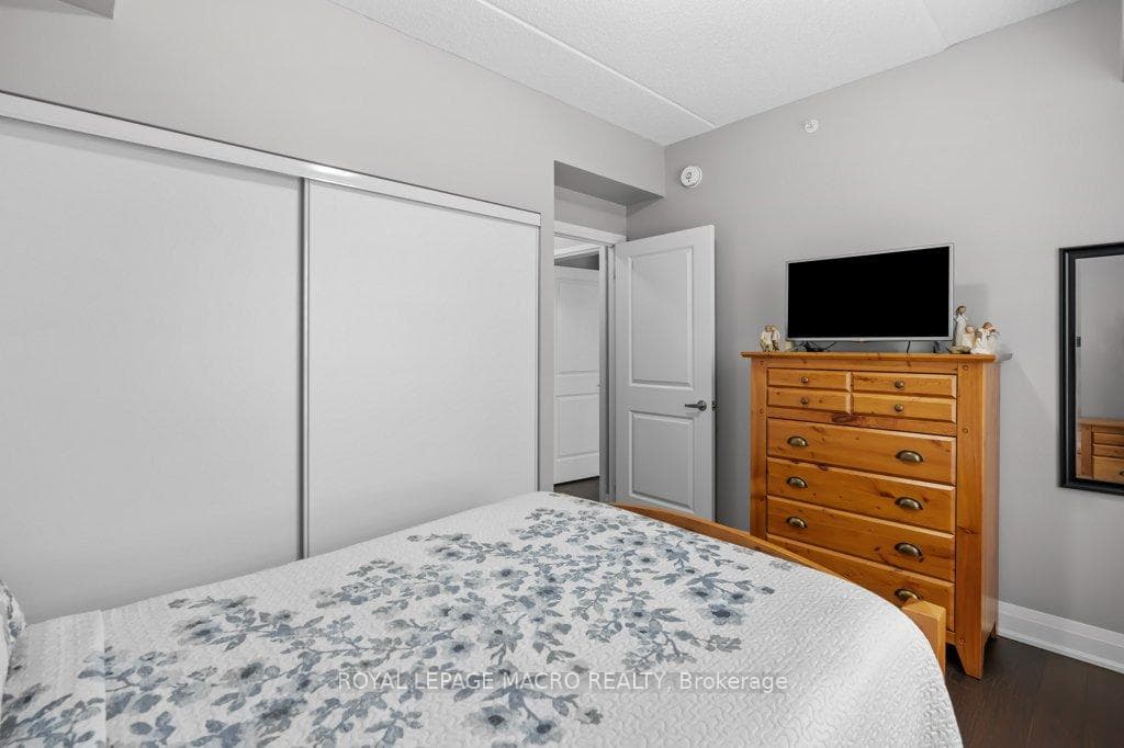 620 SAUVE Street Unit 315 photo 27