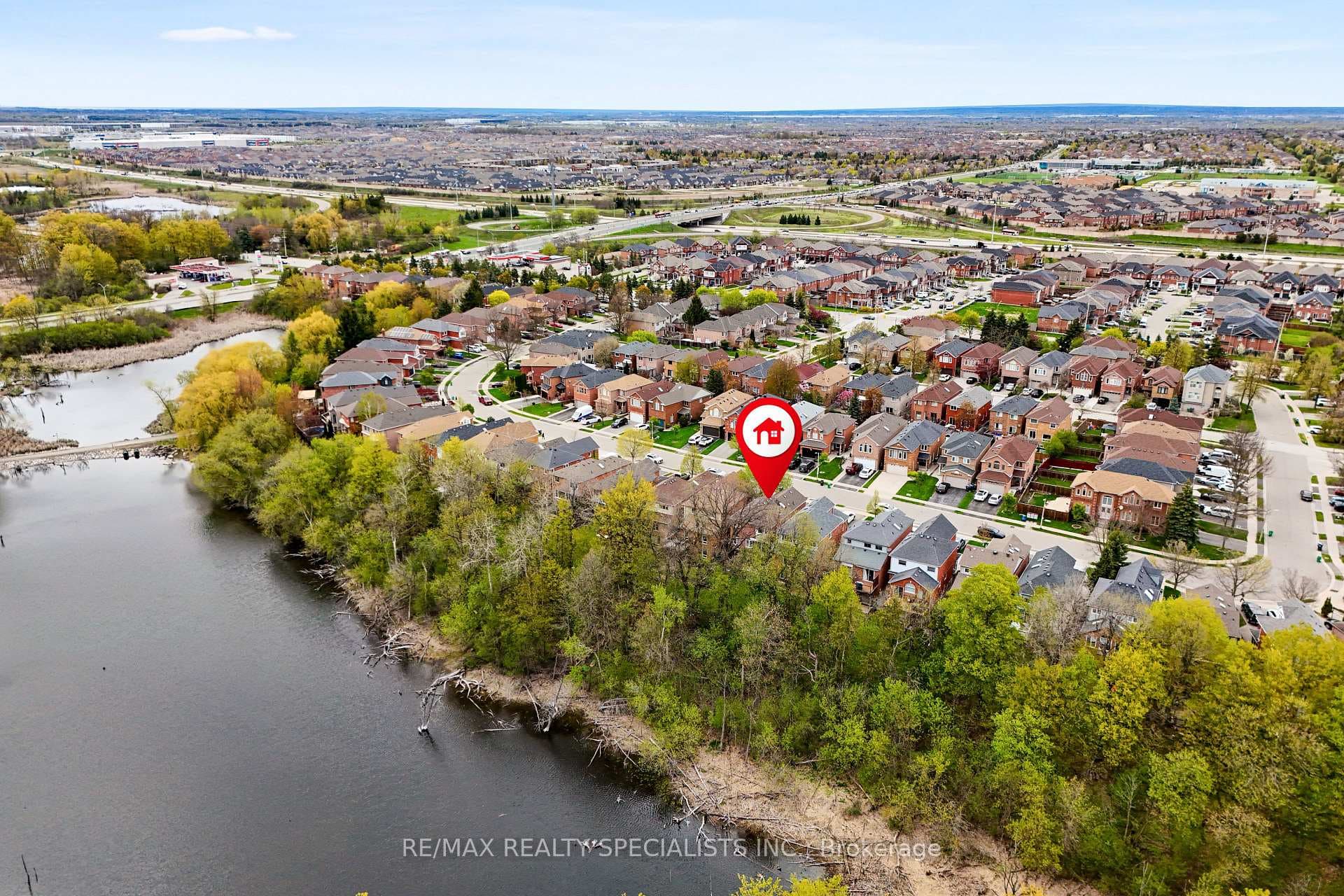 51 Forestgrove Circle photo 30