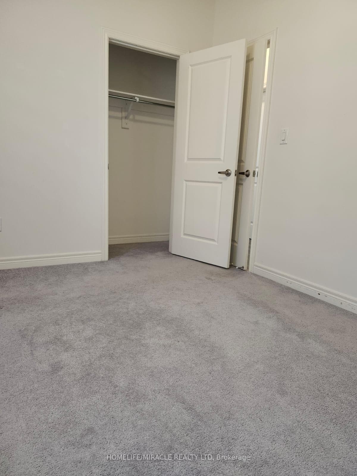 89 Westfield Crescent photo 13
