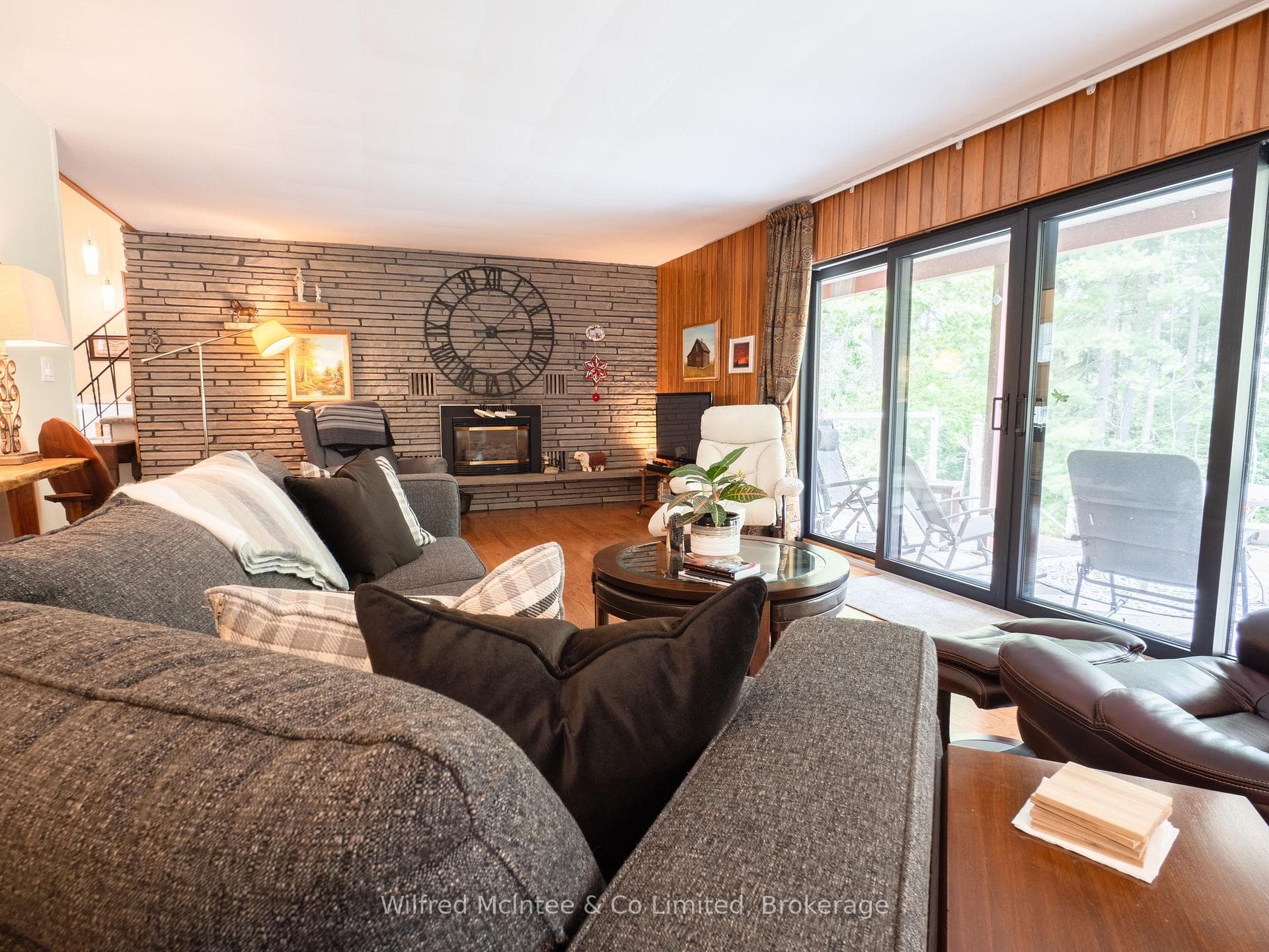 294 2nd Street photo 15