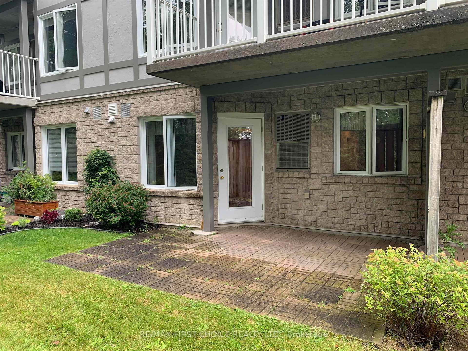 315 Hilldale Road Unit 105 photo 19