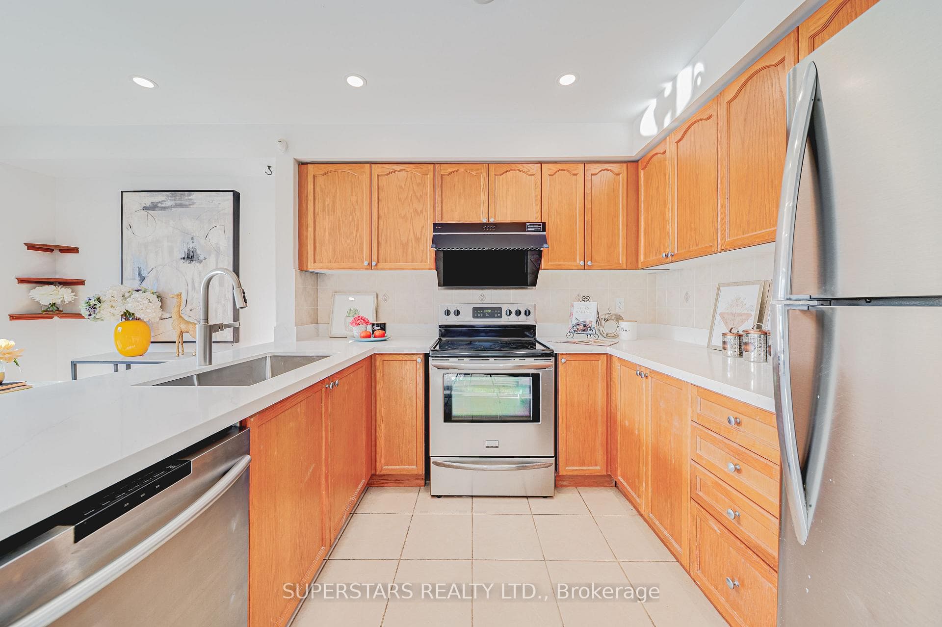 115 Edward Jeffreys Avenue photo 5