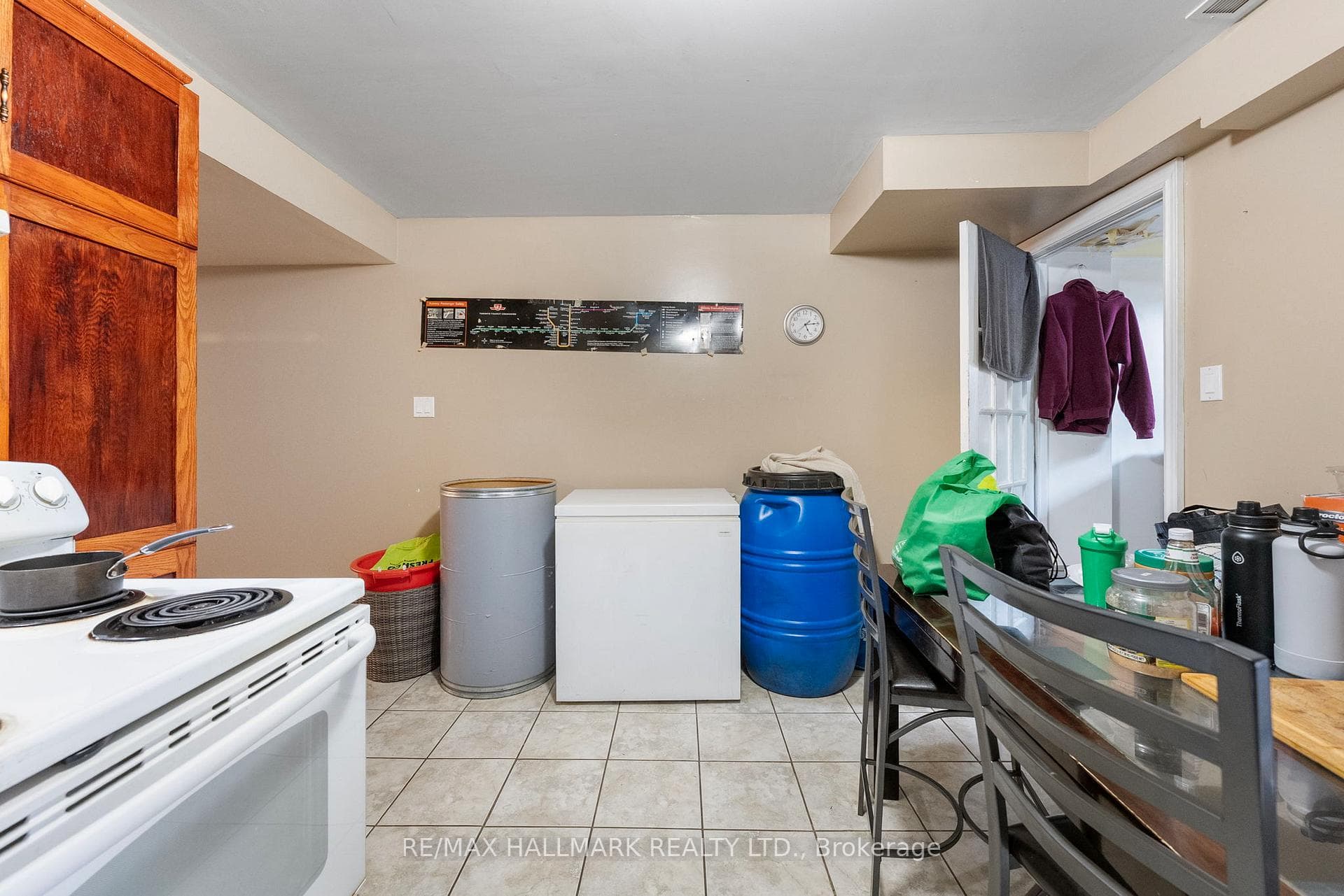 2031 Davenport Road photo 19