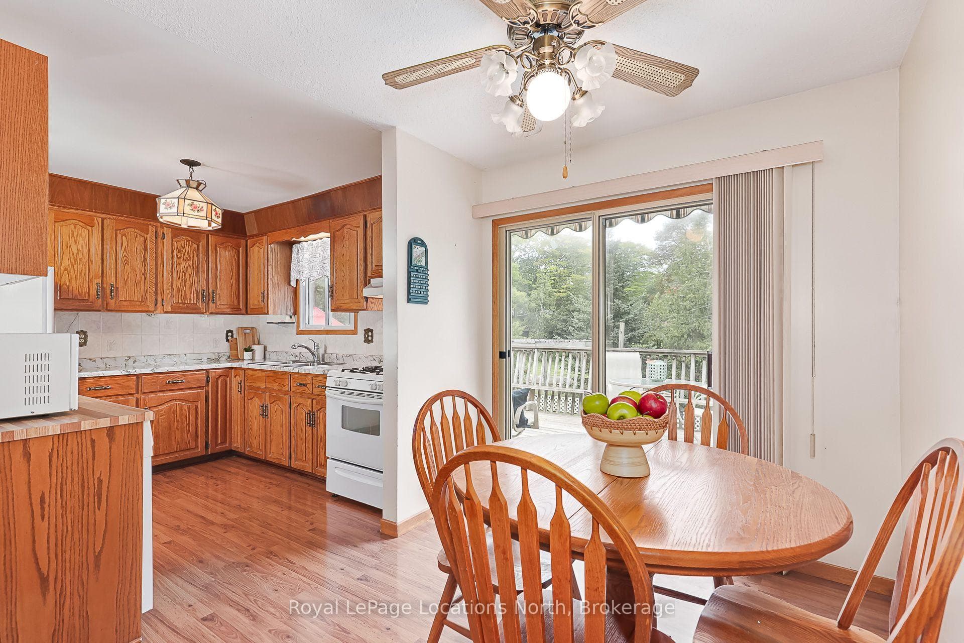 26 Stroud Crescent photo 12