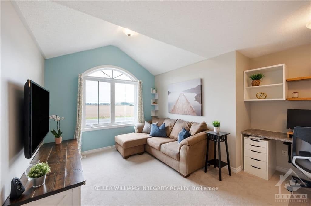139 FLOWING CREEK Circle photo 15