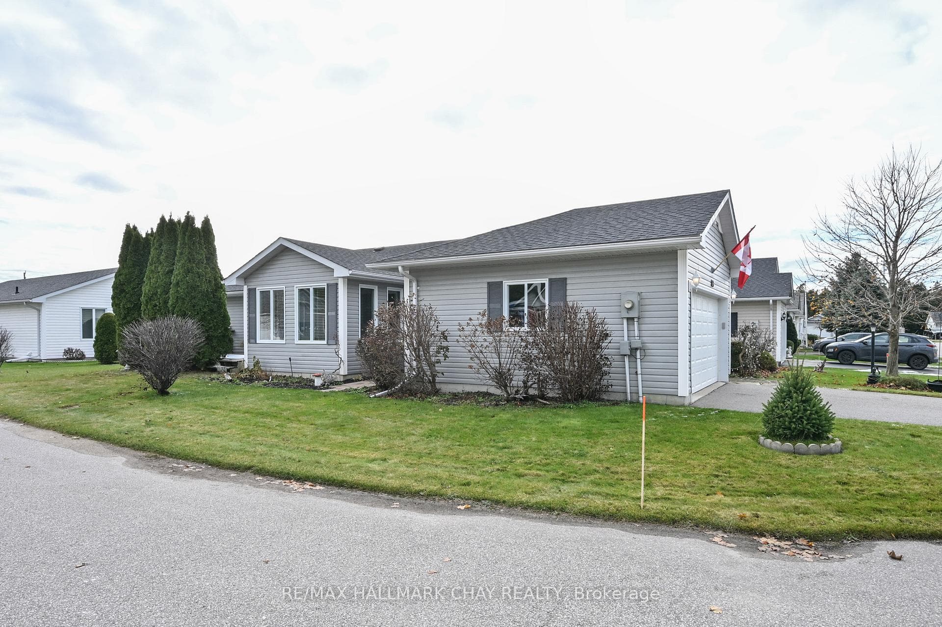 38 Kentucky Avenue photo 29
