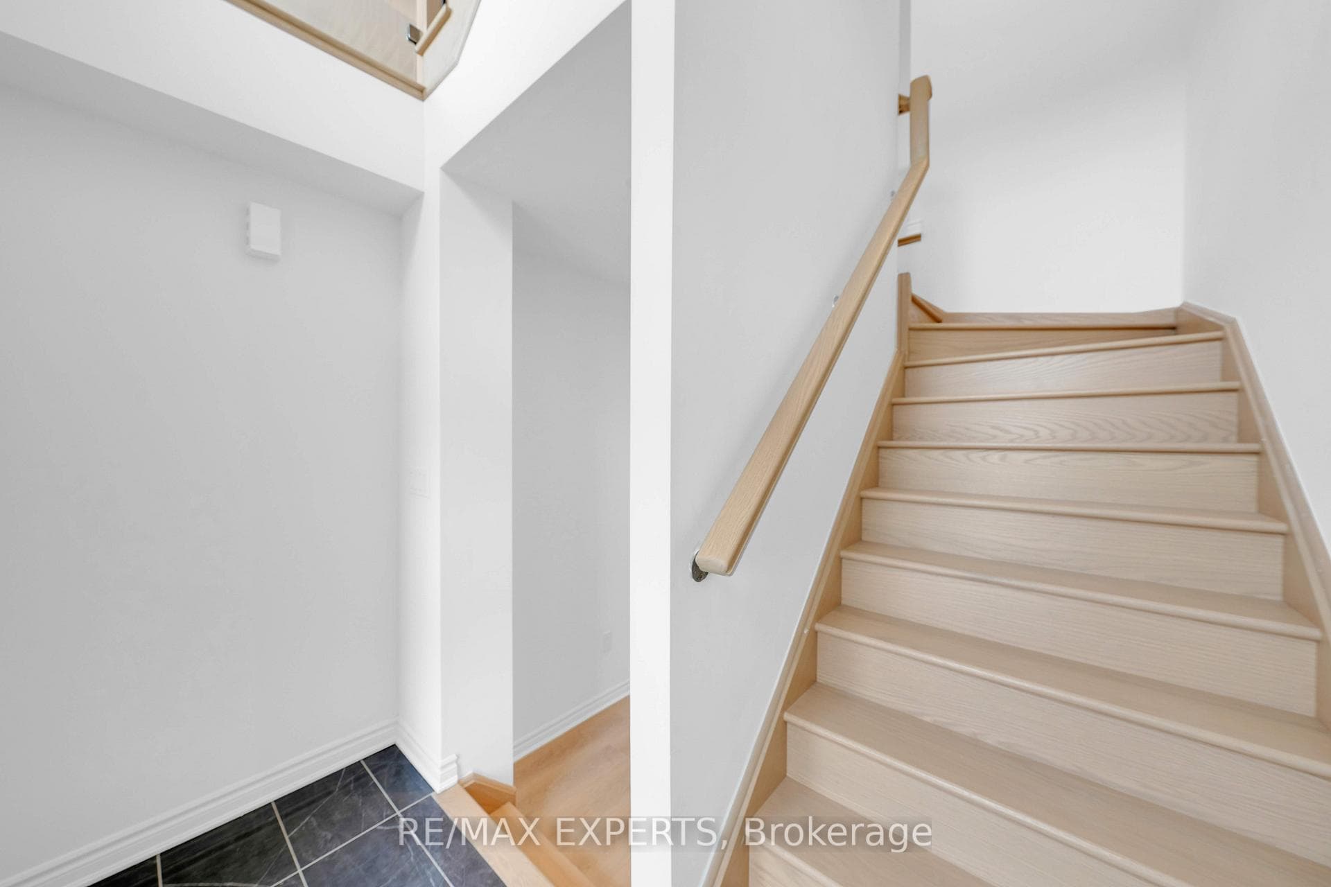 80 Wascana Road photo 3