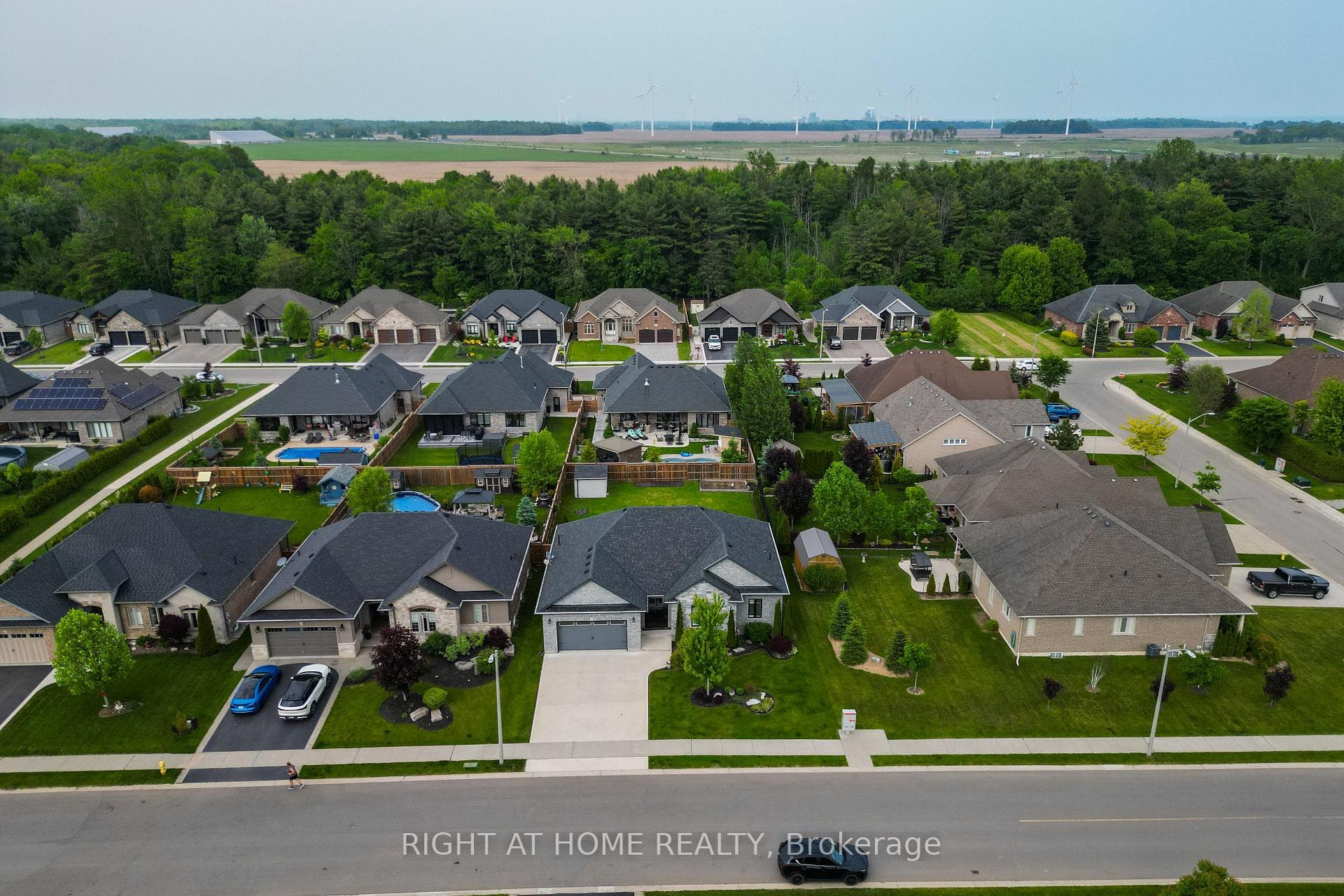 6 Bluenose Drive photo 45