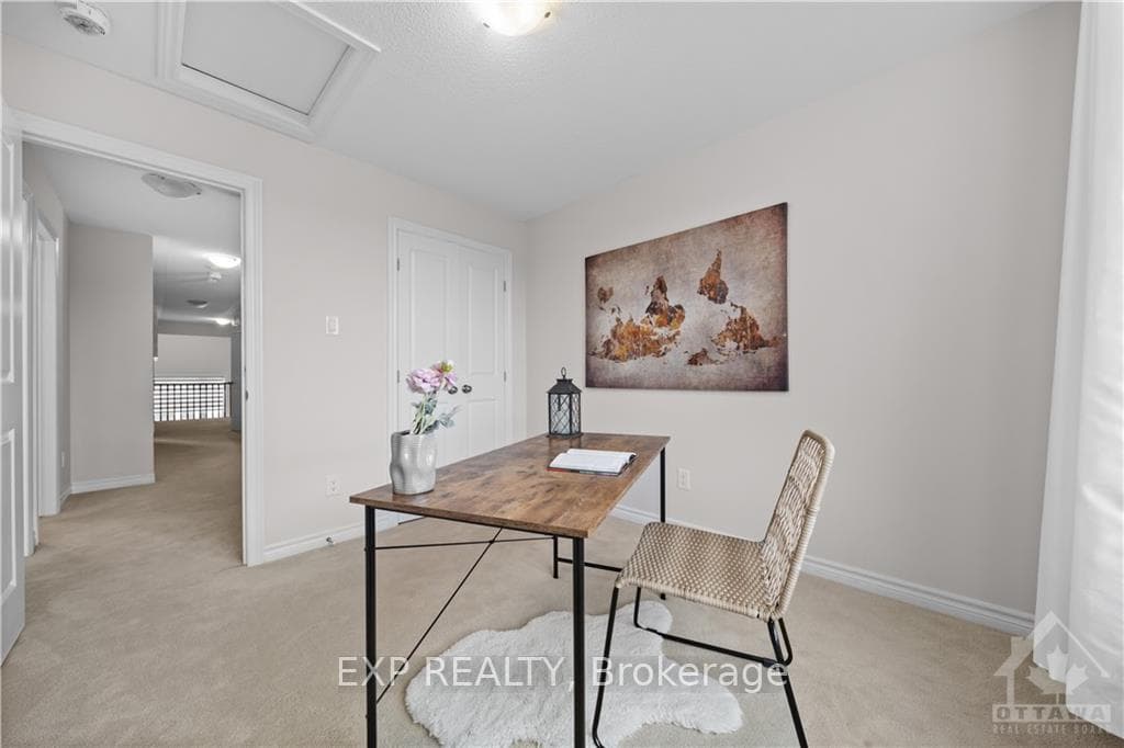 401 HARESFIELD Court photo 23