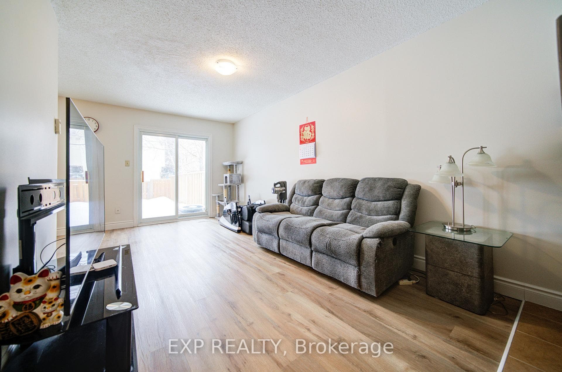 12 Sadlee Cove Crescent photo 5