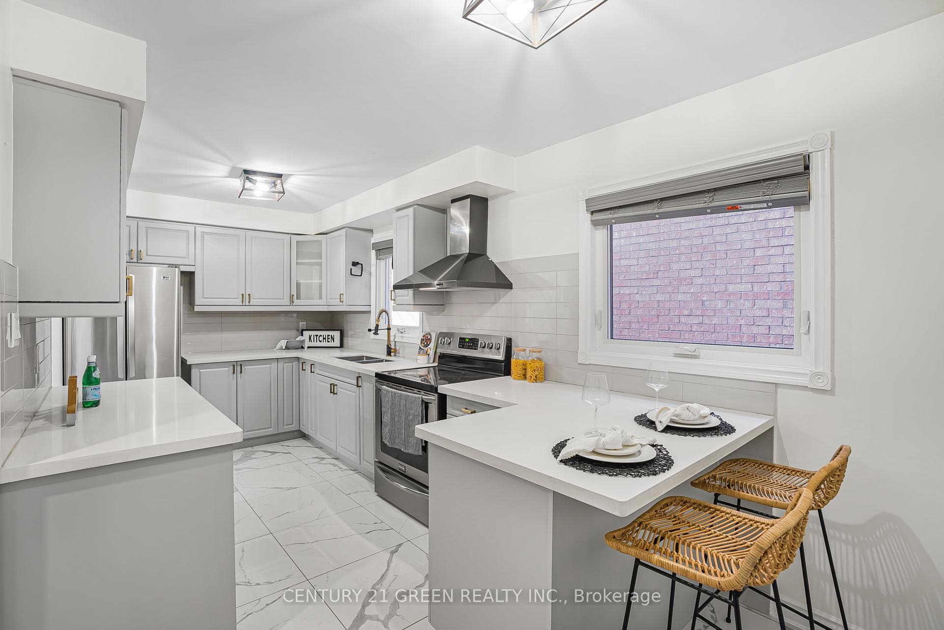 2237 Shipwright Road photo 9