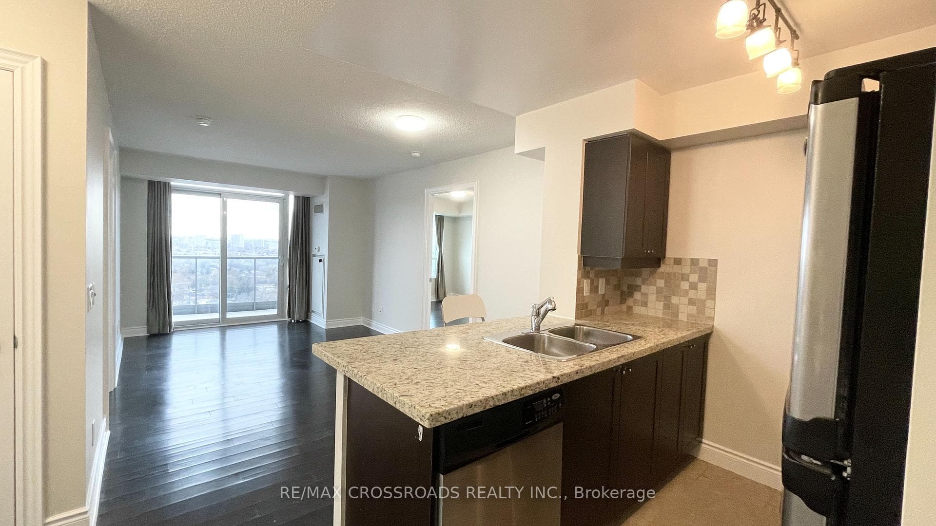 25 Greenview Avenue Unit 2028 photo 6
