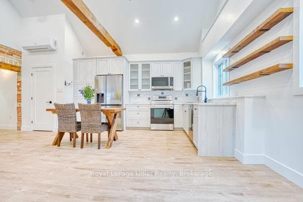 378 Nelson Street Unit 2 photo 8