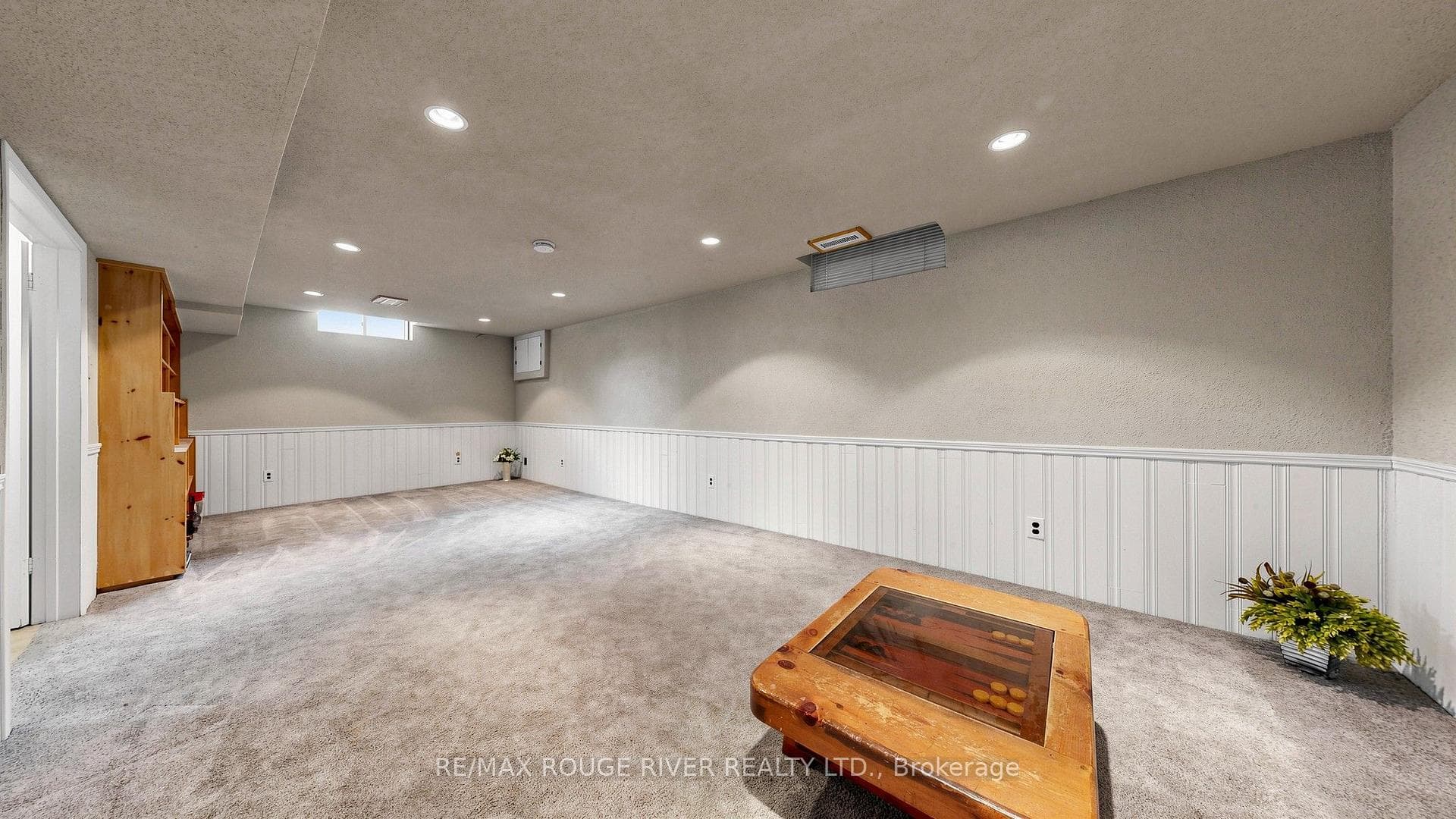 103 Ambercroft Boulevard photo 34