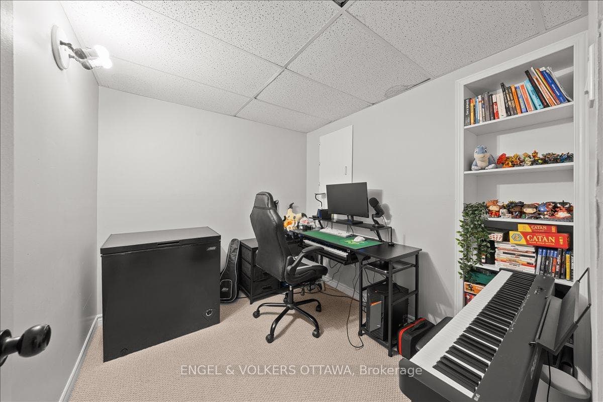Office or extra storage
