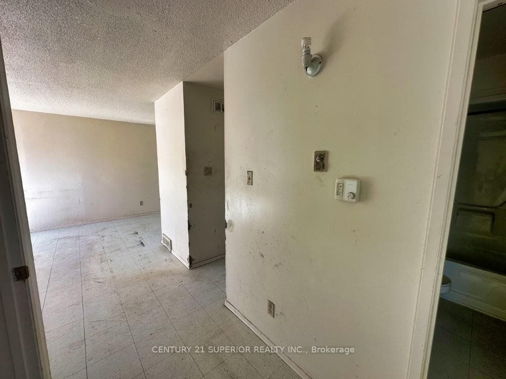 155 Harkness Street photo 19