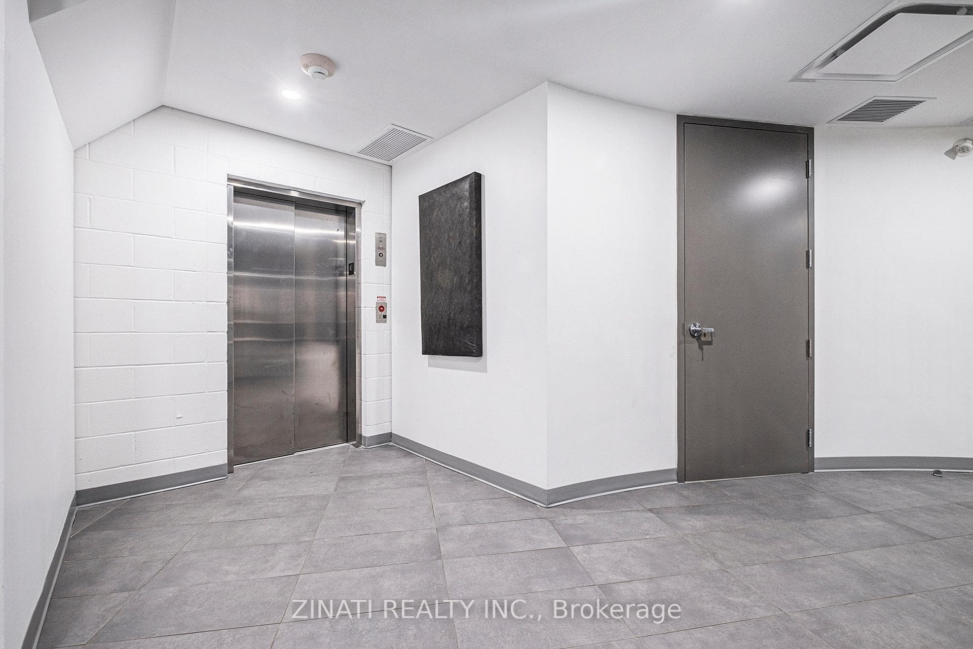 2300 CARLING Avenue Unit 201 photo 6