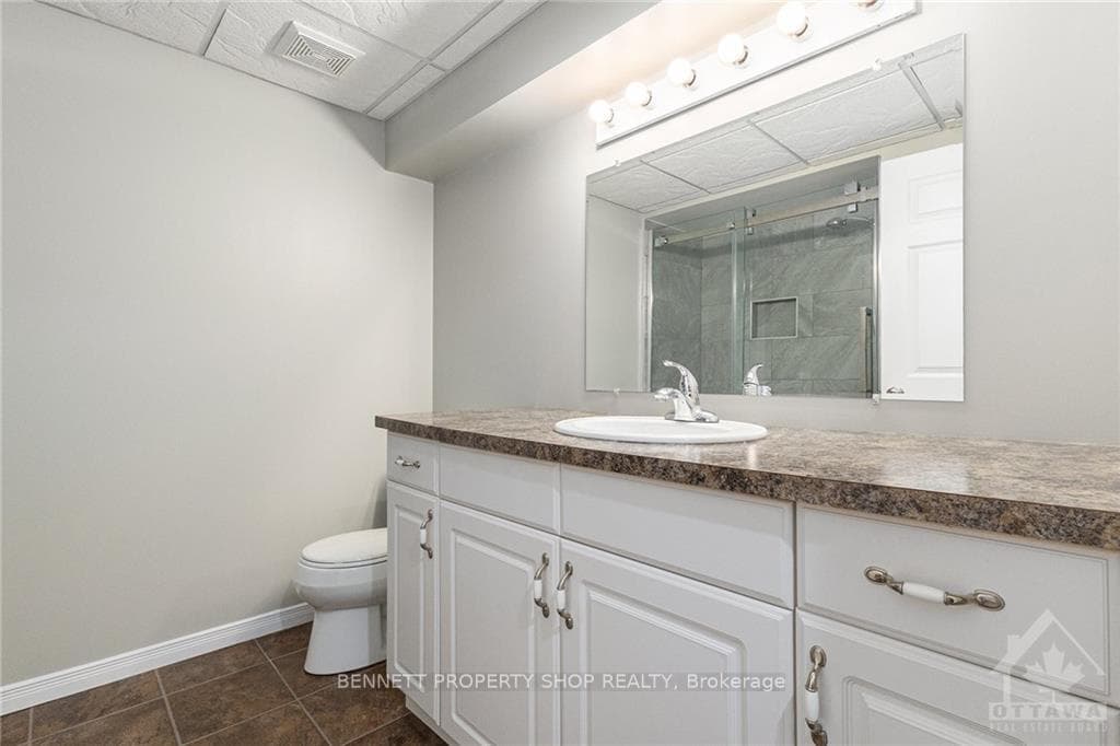 91 ALON Street photo 22