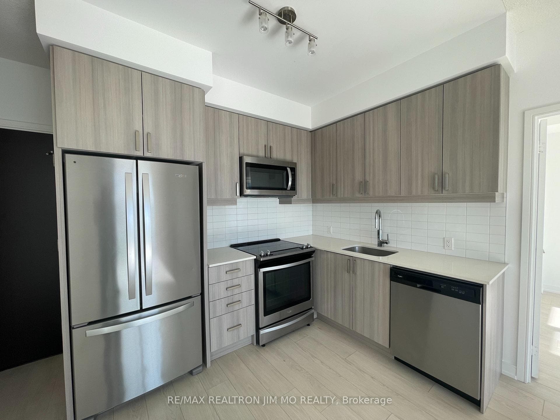 8 Nahani Way Unit 2808 photo 3