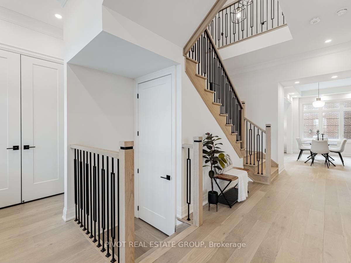 5 Rowe Street photo 6